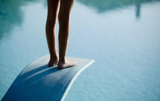 成长是把哭声调成静音的过程