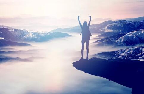 我用三年,走出自卑,又用了三年,努力自信